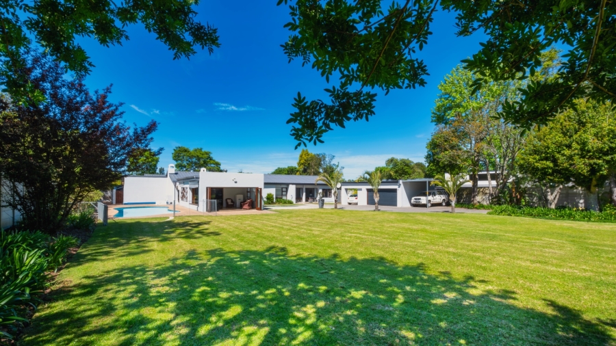 4 Bedroom Property for Sale in Heatherlands Western Cape
